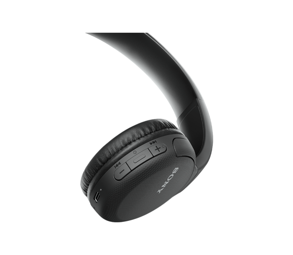 Wireless On Ear Headphones With Microphone